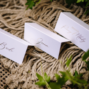 złocone winietki na przyjęcie