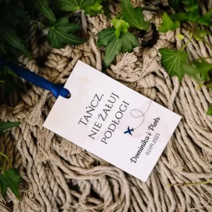 zawieszki na alkohol weselny, zawieszka na wódkę, samoloty, zawieszki w motywie podróżniczym