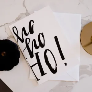 Minimalistyczna czarno-biąła kartka na boże narodzenie