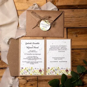 kopertowe zaproszenia ślubne z wzorem łąki kwietnej, wykonane z papieru kraftowego i papieru z nasionami kwiatów